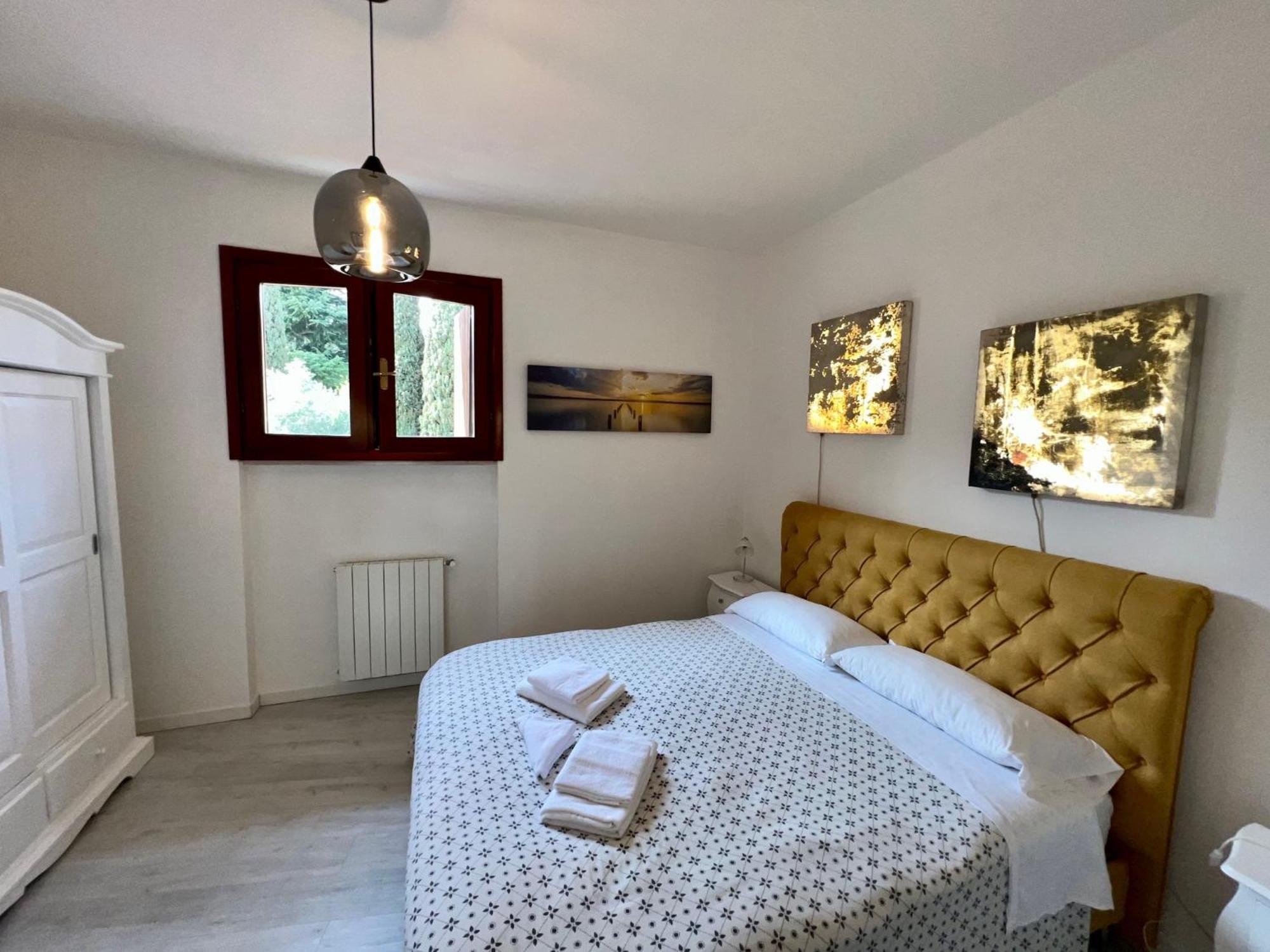 Appartamento Al Castello Padenghe sul Garda Buitenkant foto