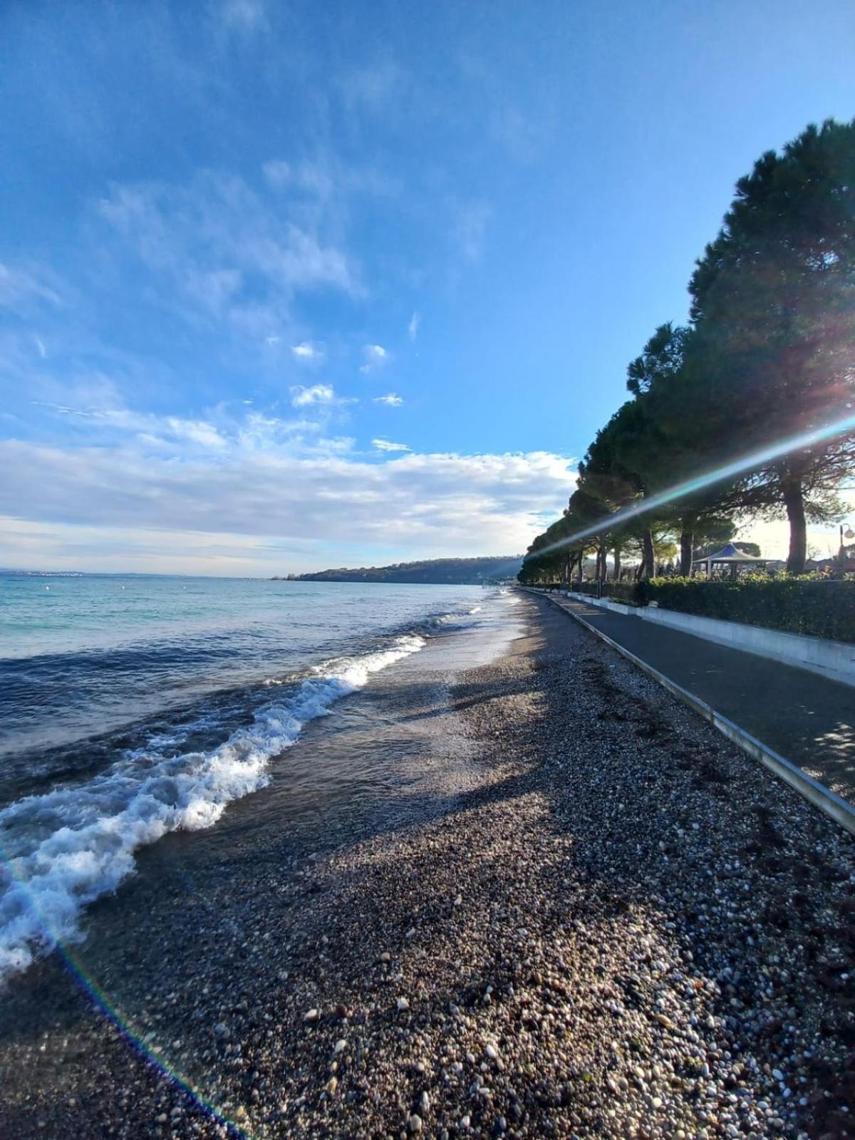 Appartamento Al Castello Padenghe sul Garda Buitenkant foto